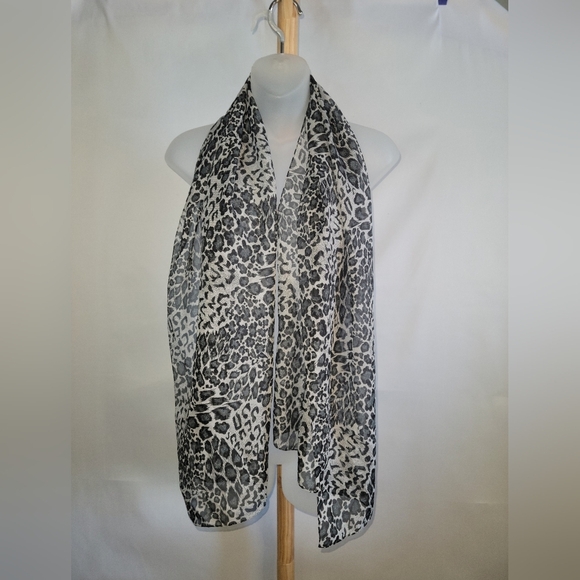 Vintage Black Grey white scarf sheer animal print chiffon handkerchiefs - Picture 6 of 9